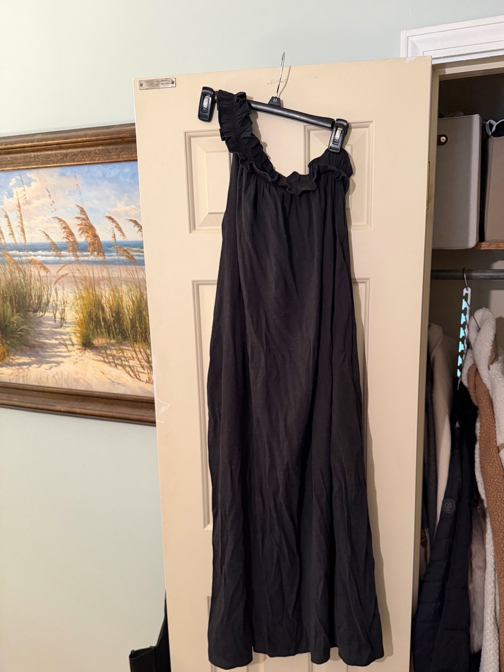 glam Black One-Shoulder Ruffle Maxi Dress